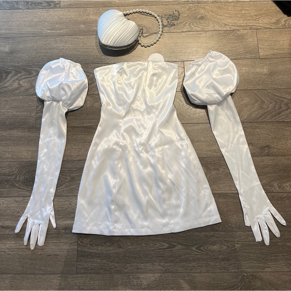 More to come brand new never worn tube dress with gloves - Picture 2 of 3